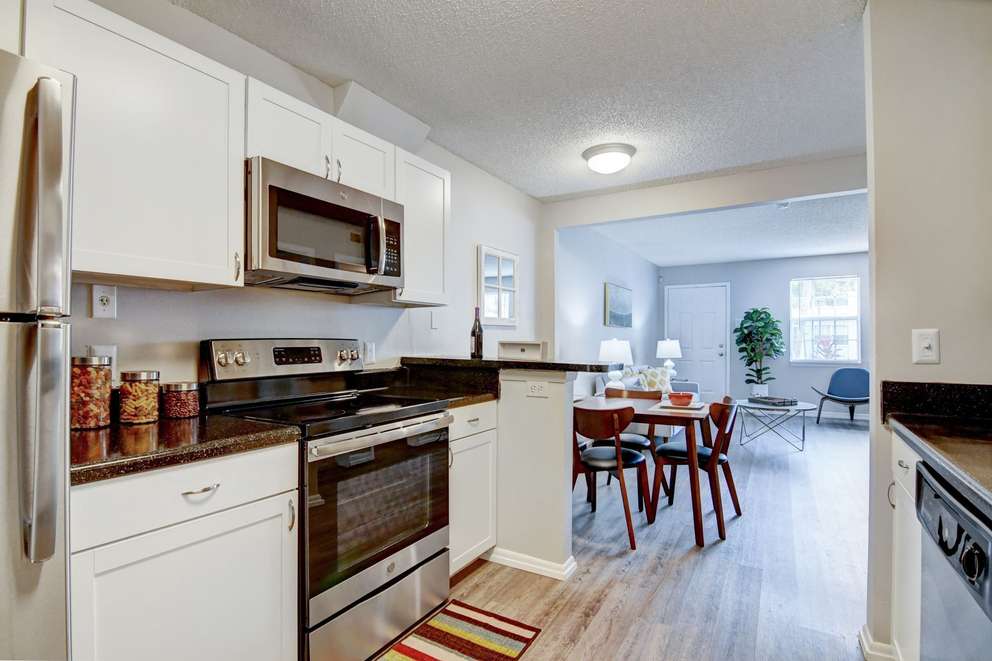 Modern fully-equipped kitchen in our housing - home-like recovery environment
